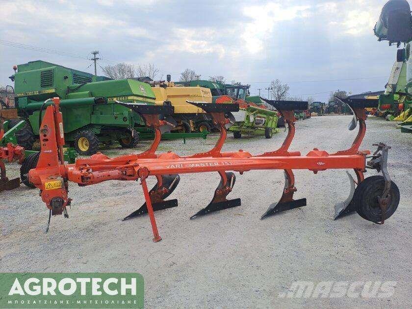 Kuhn VariMaster 151 Tractors