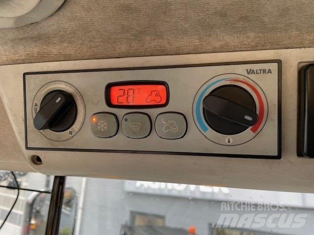 Valtra S374 Tractors