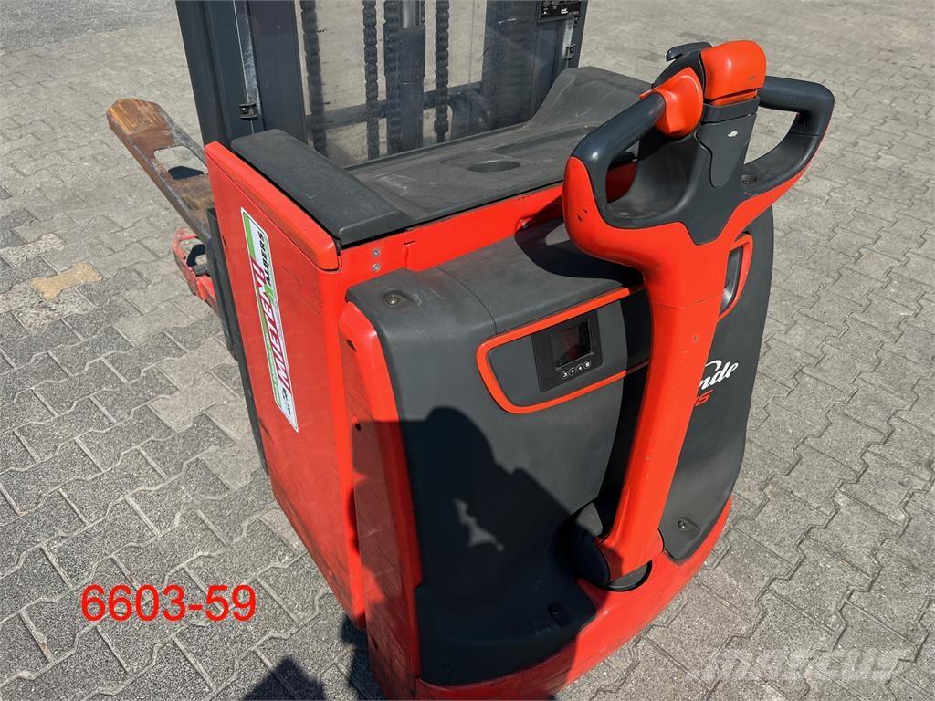 Linde L 16 i Pedestrian stacker