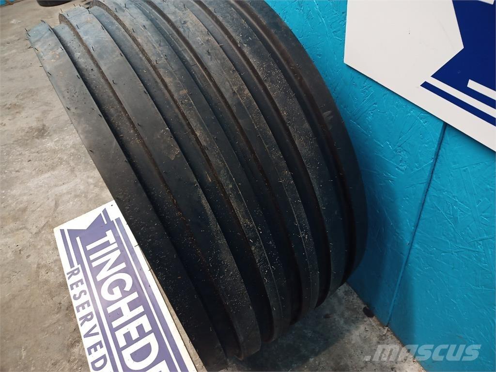  12 300/65-12 Tyres, wheels and rims