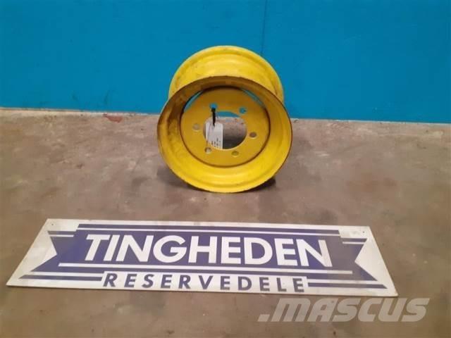  12'' 7.00x12 Tyres, wheels and rims
