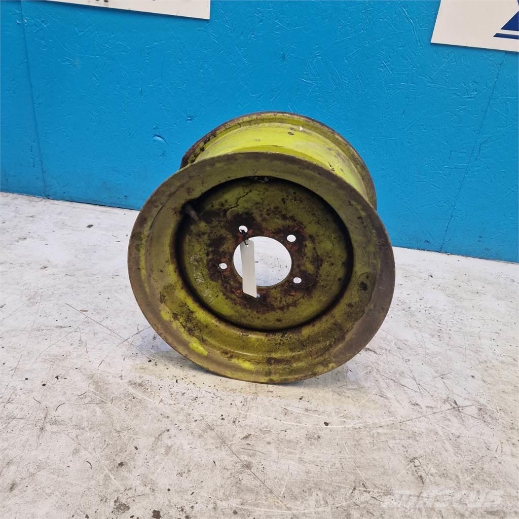  15 900x15 Tyres, wheels and rims