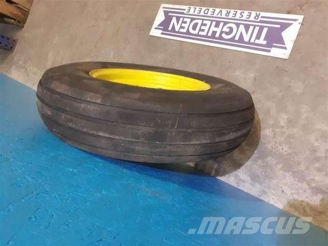  16 7.50-16 Tyres, wheels and rims
