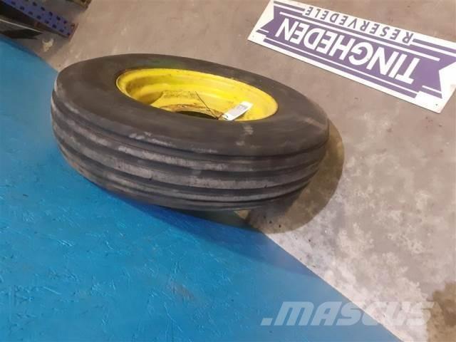  16 7.50-16 Tyres, wheels and rims