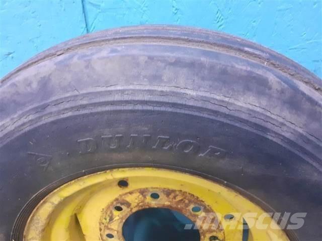  16 7.50-16 Tyres, wheels and rims
