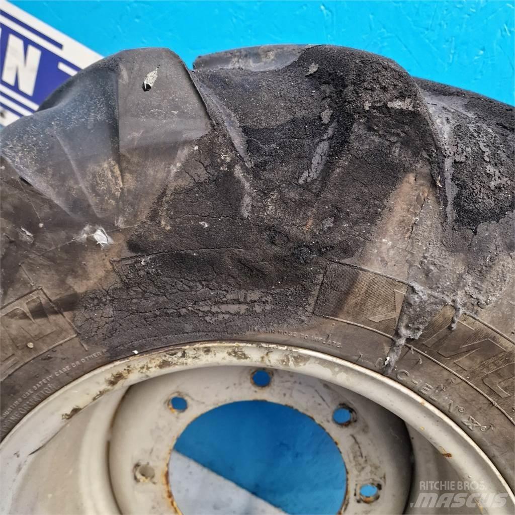  18 340/80R18 Tyres, wheels and rims