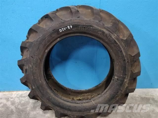  24 10-24 Tyres, wheels and rims