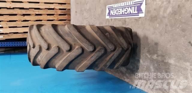  24 17.5R24 Tyres, wheels and rims