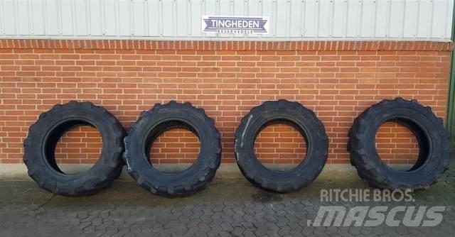  24 405/70-24 Tyres, wheels and rims