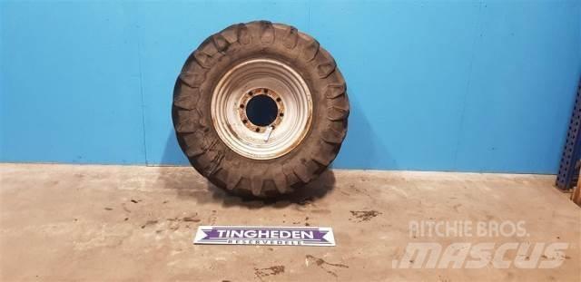  24 440/65R24 Tyres, wheels and rims