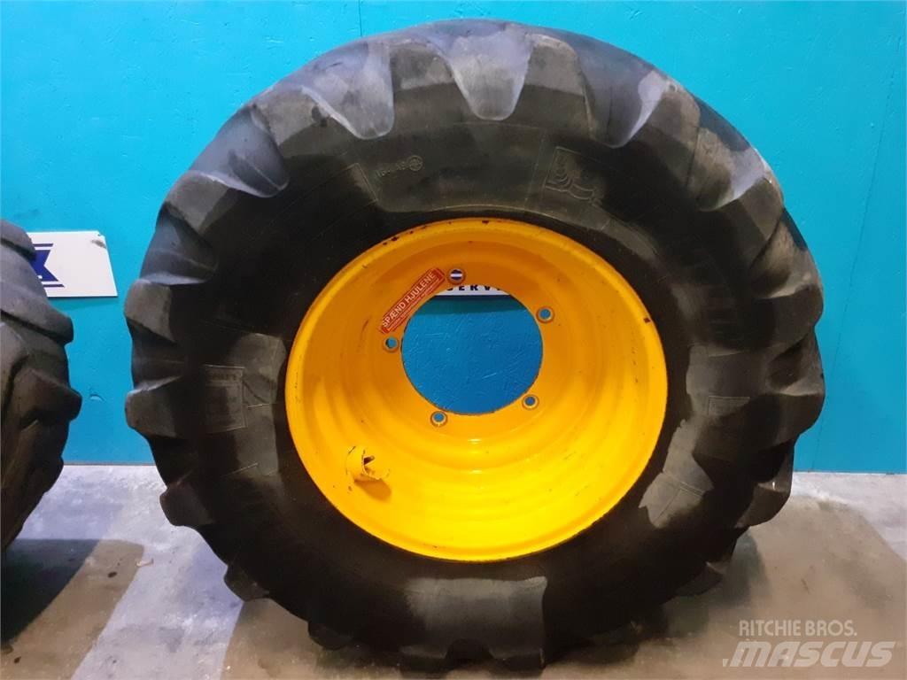  24 500/70R24 Tyres, wheels and rims