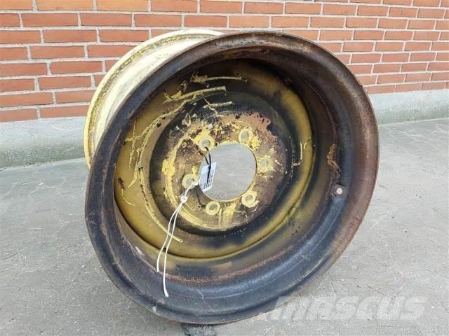  24 W15X24 Tyres, wheels and rims