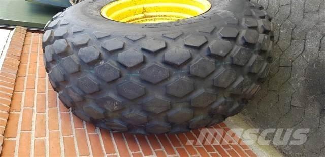  26 23.1-26 Tyres, wheels and rims