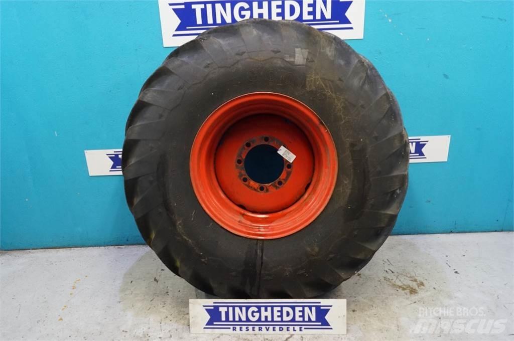  26 23.1-26 Tyres, wheels and rims