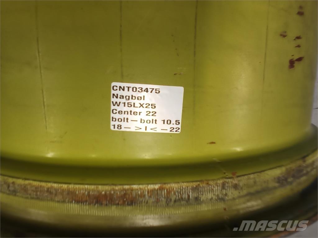  26 W15LX26 Tyres, wheels and rims
