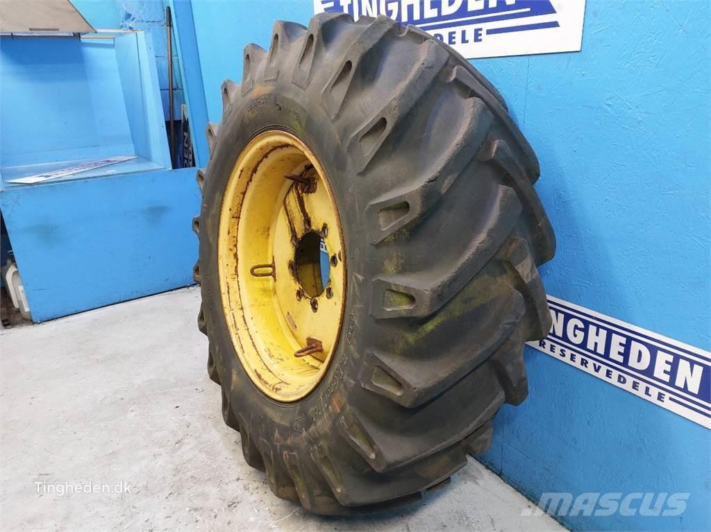  30 18.4-30 Tyres, wheels and rims