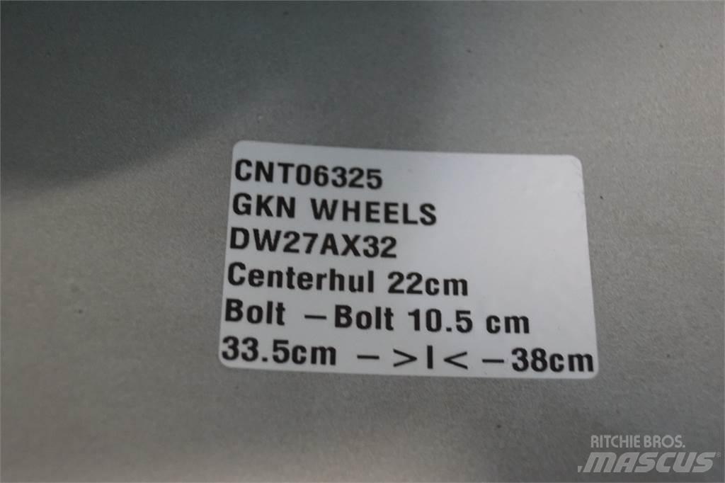  32 DW27AX32 Tyres, wheels and rims