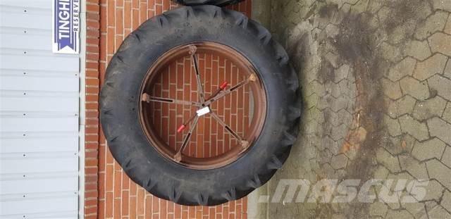  38 16.9-38 Tyres, wheels and rims