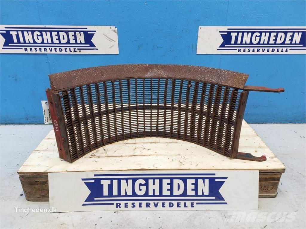 CASE 1480 Combine harvester accessories