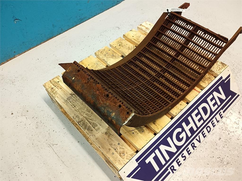 CASE 1640 Combine harvester accessories