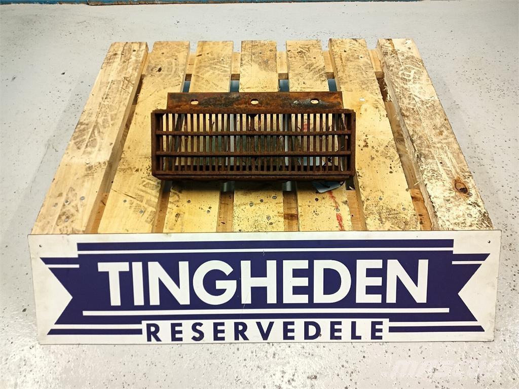 CASE 1640 Combine harvester accessories