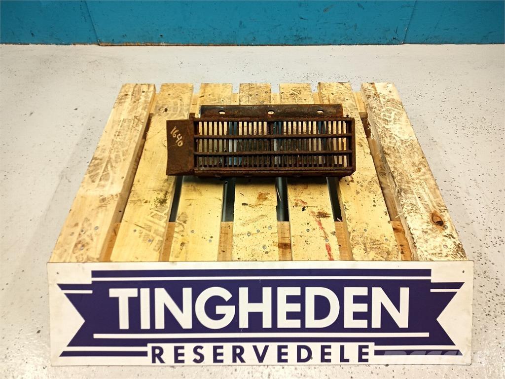 CASE 1640 Combine harvester accessories