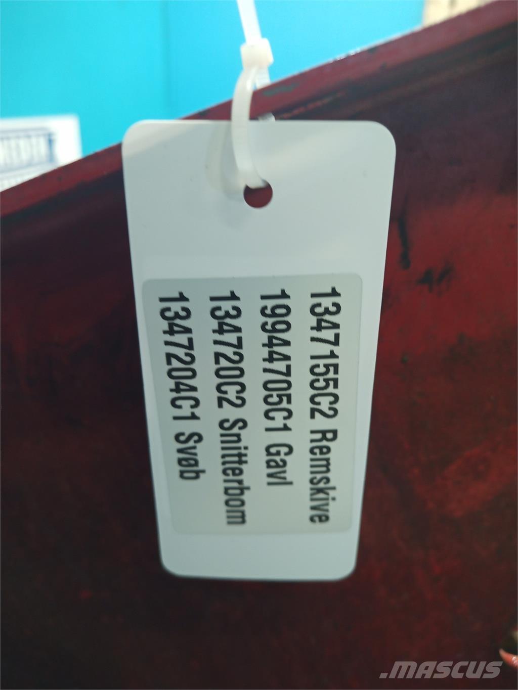 CASE 1640 Combine harvester accessories