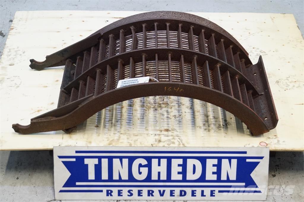 CASE 1640 Combine harvester accessories