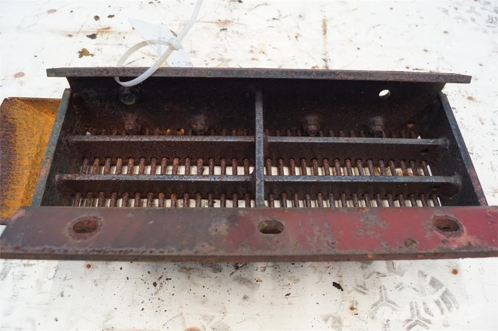 CASE 1640 Combine harvester accessories