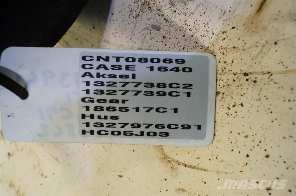 CASE 1640 Combine harvester accessories