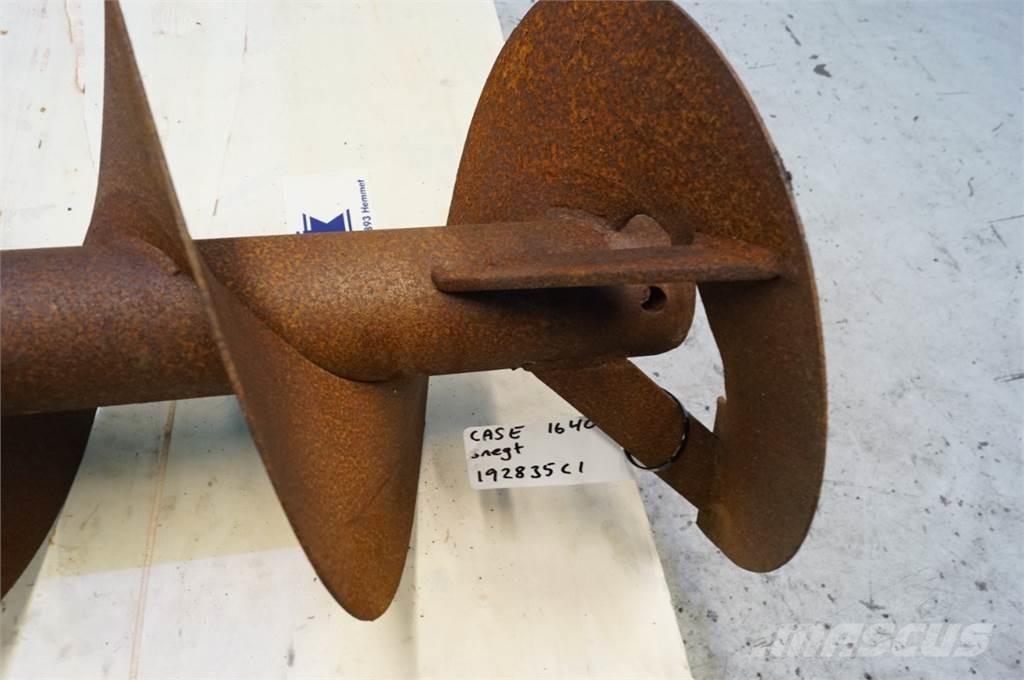 CASE 1640 Combine harvester accessories