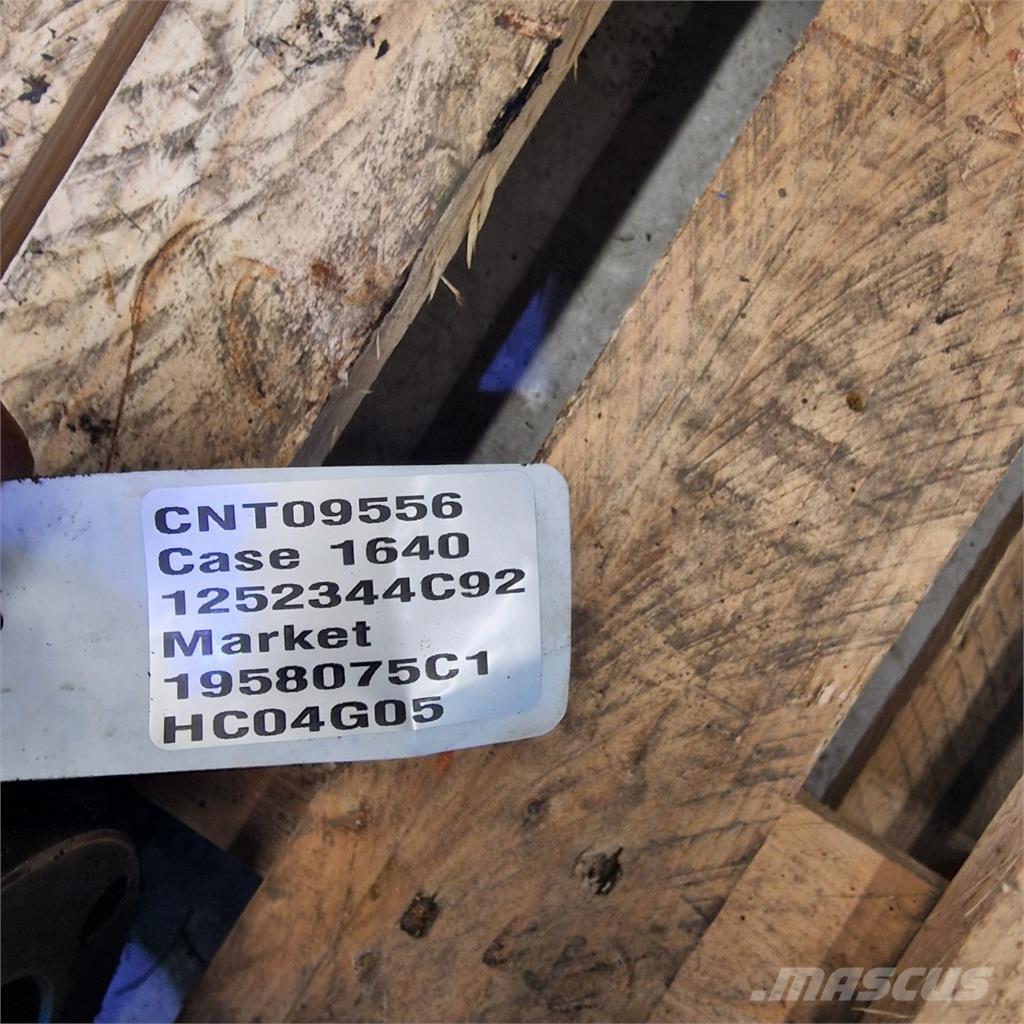 CASE 1640 Hydraulics