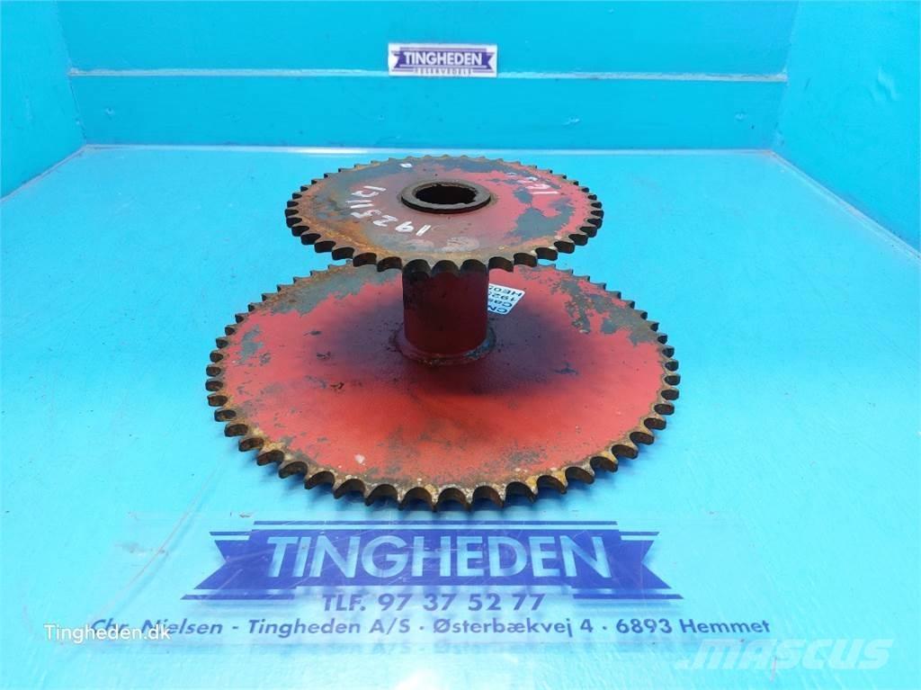 CASE 1660 Combine harvester accessories