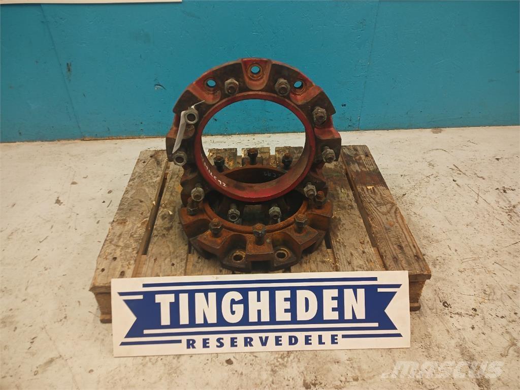 CASE 1680 Combine harvester accessories