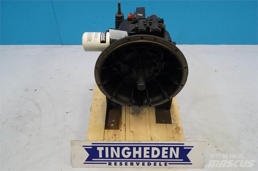 CASE 580SLE Transmission
