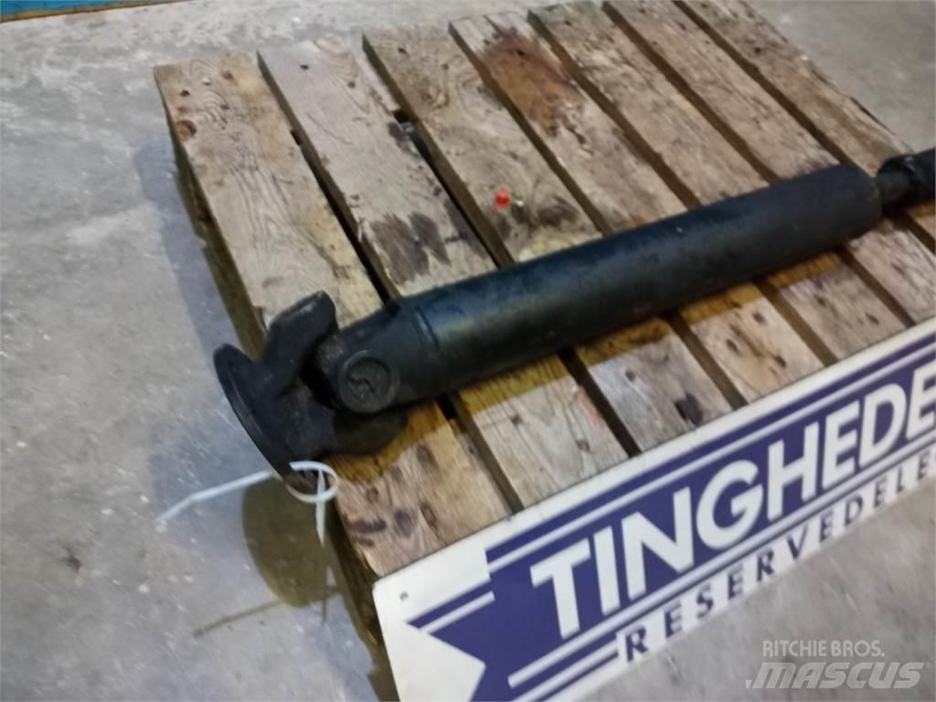 CASE 595 Axles