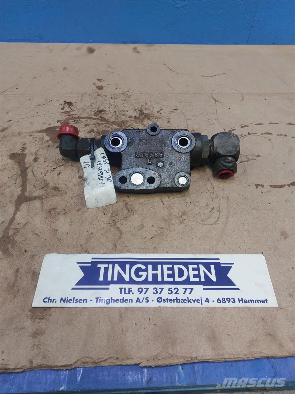 CASE 7130 Hydraulics