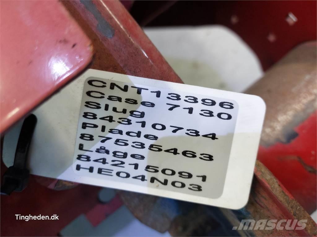 CASE 7130 Combine harvester accessories