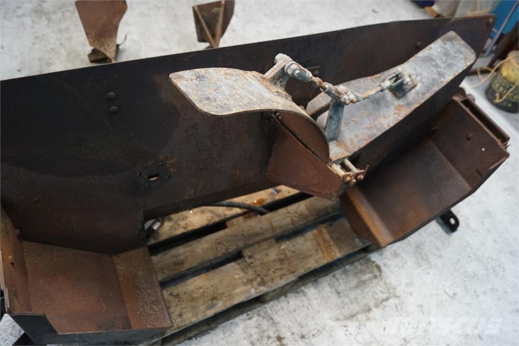 CASE 8010 Combine harvester accessories