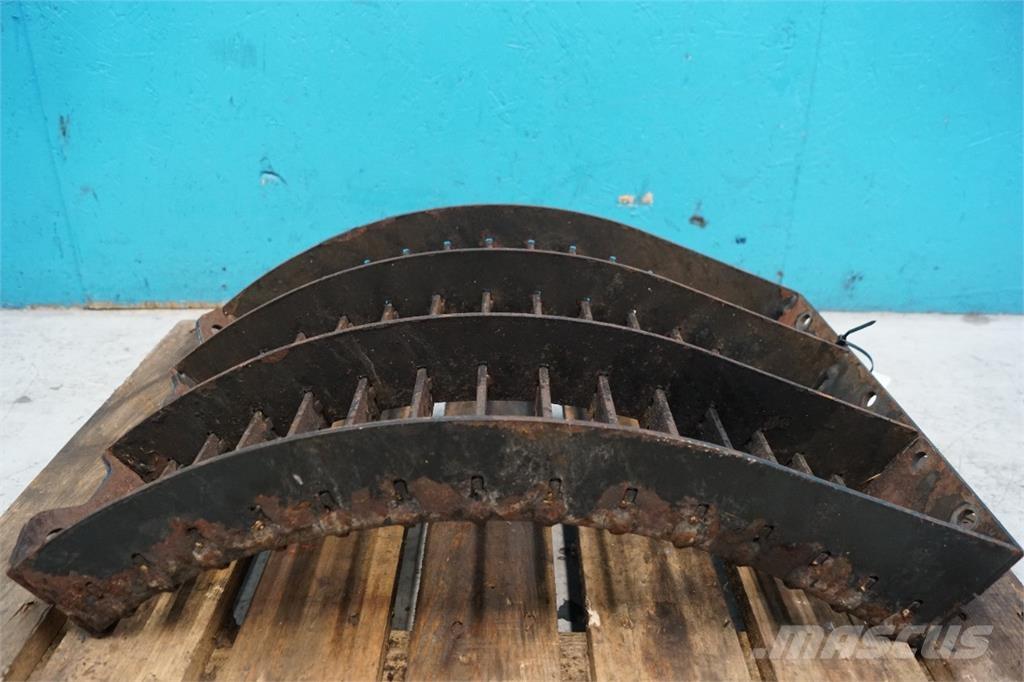 CASE 8010 Combine harvester accessories