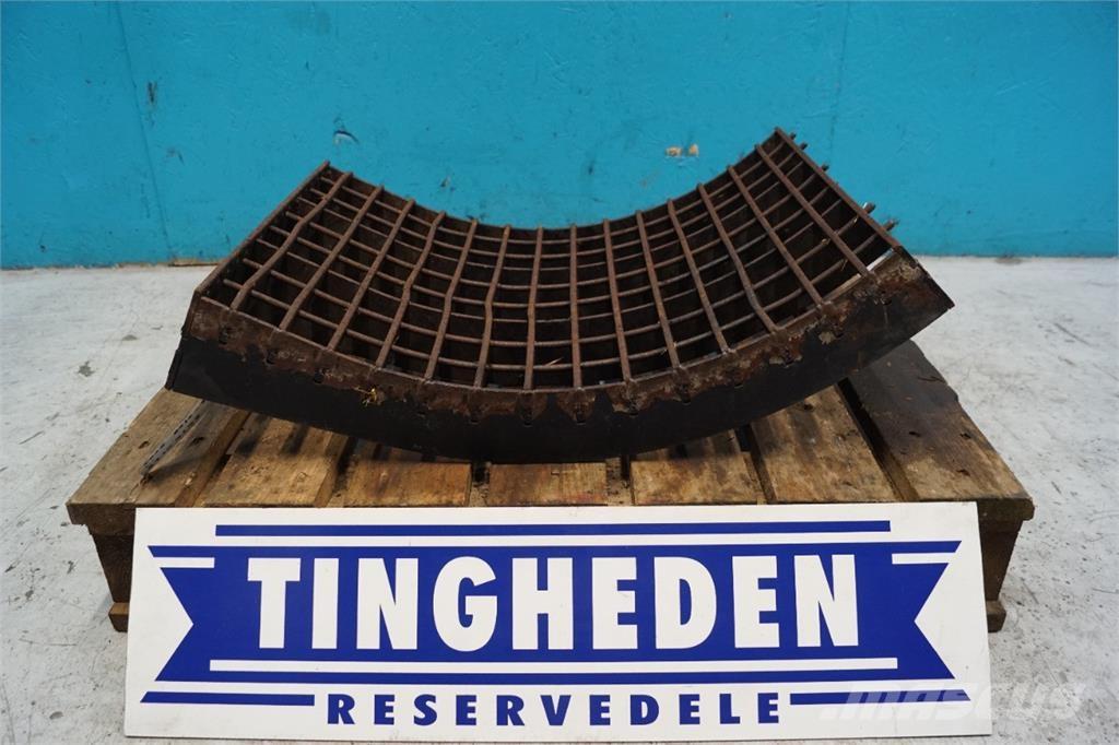 CASE 8010 Combine harvester accessories