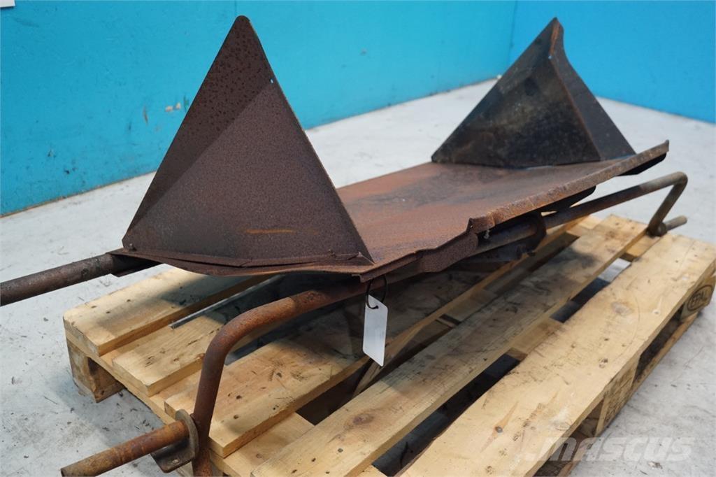 CASE 8010 Farm machinery