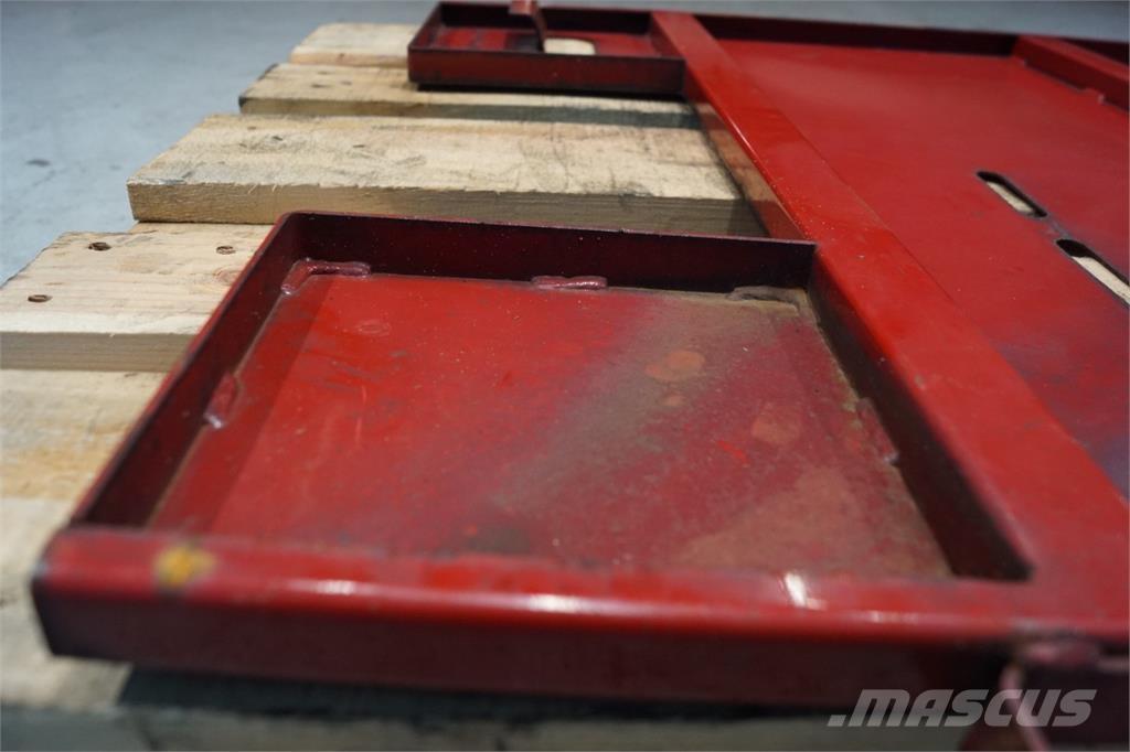 CASE 8010 Farm machinery