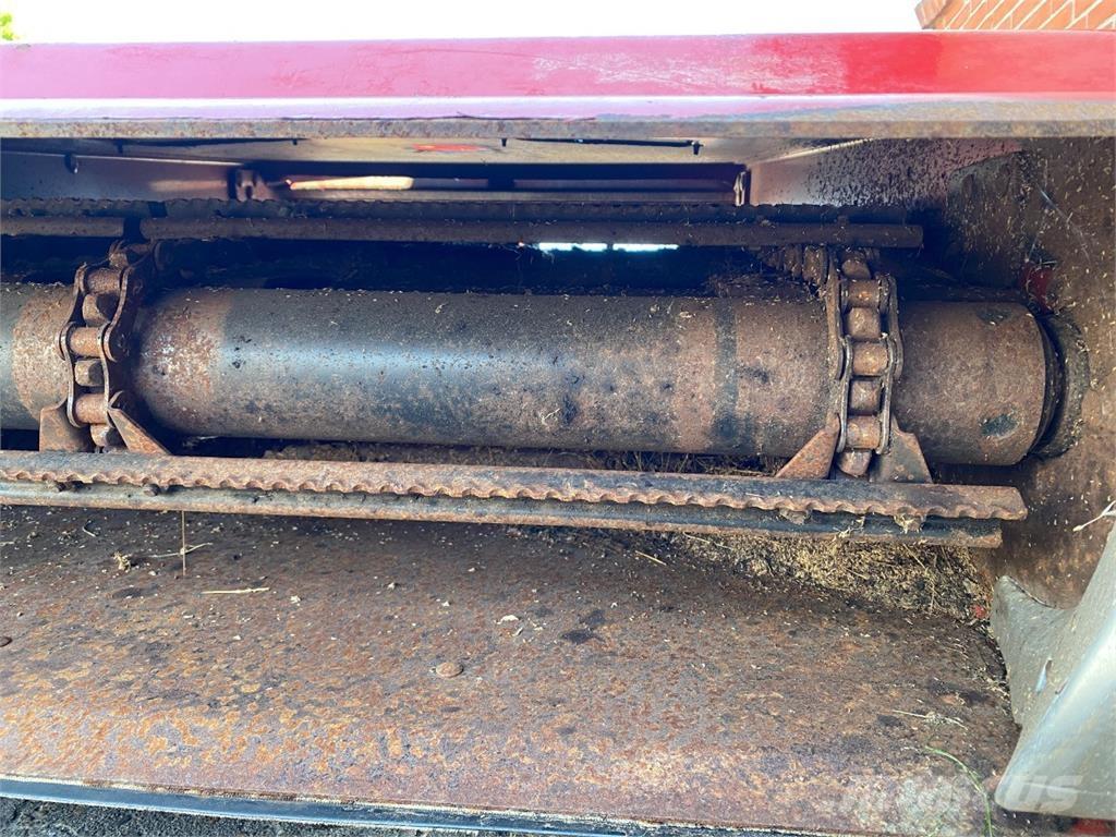 CASE 8010 Combine harvester accessories