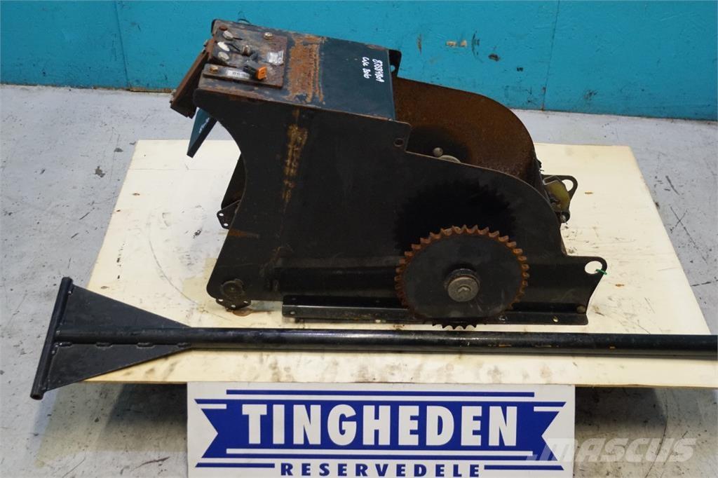 CASE 8010 Combine harvester accessories