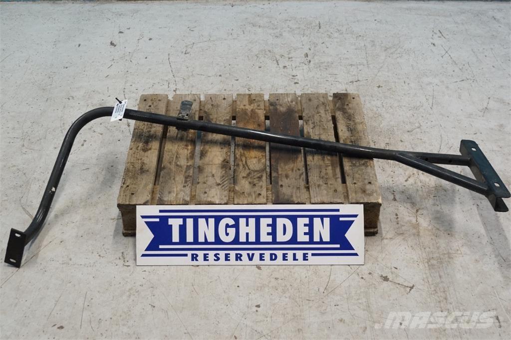 CASE 8010 Farm machinery