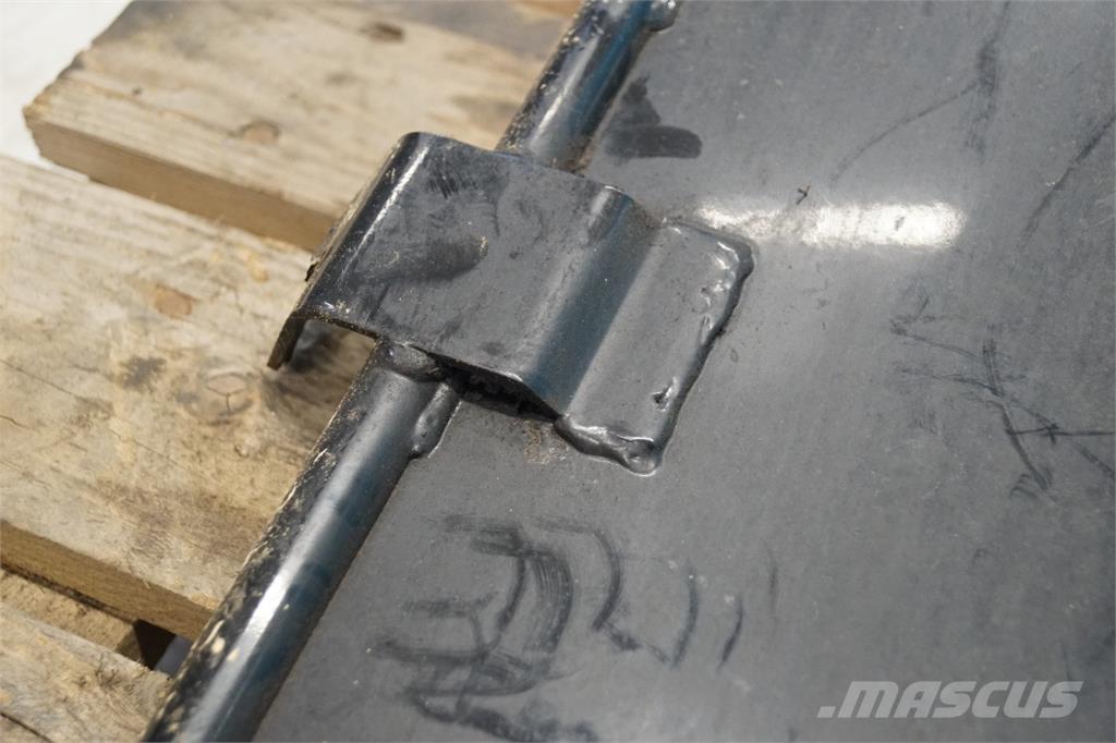 CASE 8010 Farm machinery