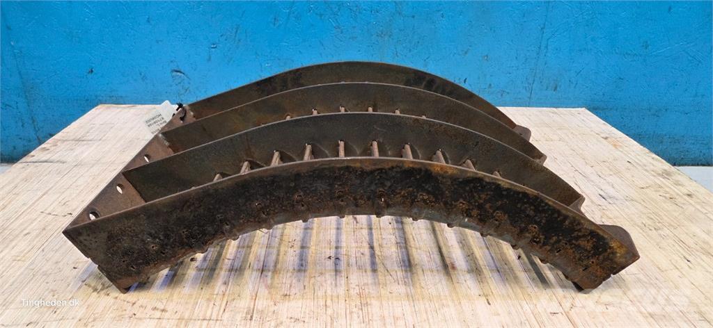 CASE 8010 Combine harvester accessories