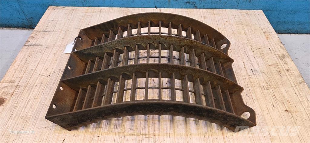 CASE 8010 Combine harvester accessories