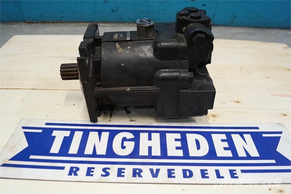 CASE 9010 Hydraulics